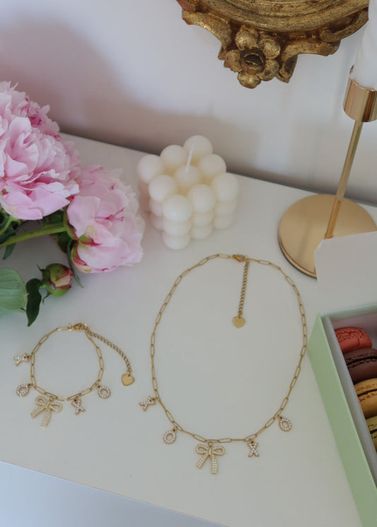 Set bijoux à charms XOXO